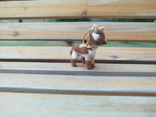 Handmade Amigurumi Cat Keychain 2,4" — foto 2
