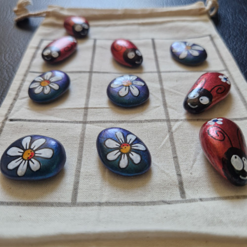 Malované kamínky - hra tic tac toe — foto 3