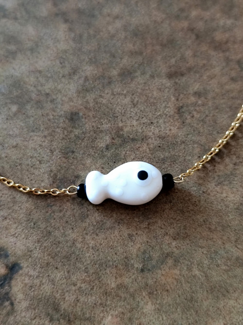 Choker s rybkou — foto 2