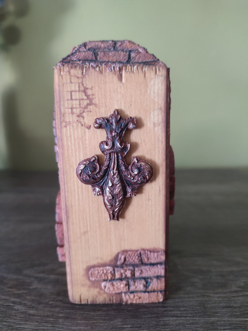 Dřevěný domeček Hrad – dekorace — foto 3