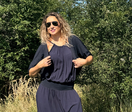 Krátký kardigan temně modrý — foto 3