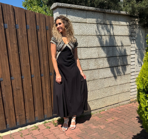 Zvonové šaty černo hnědé — foto 2