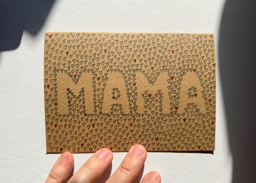 Přání pro maminku - MÁMA se srdíčky — foto 2