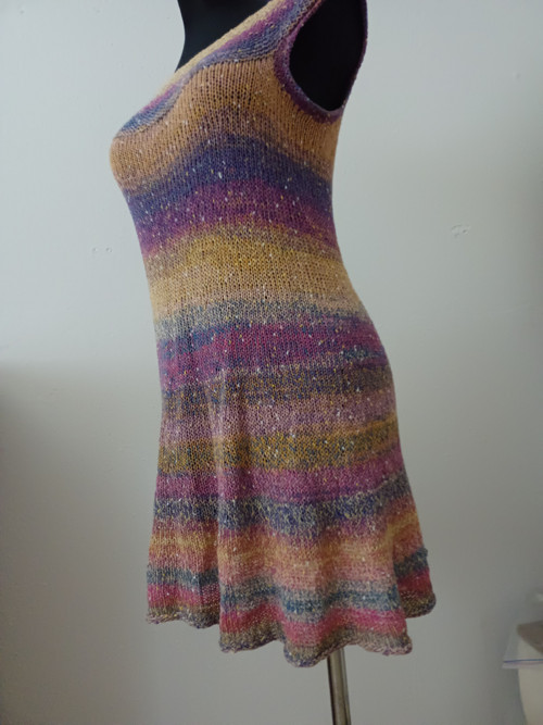 Šaty "summer tweed" — foto 2