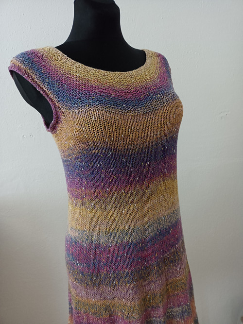 Šaty "summer tweed" — foto 3