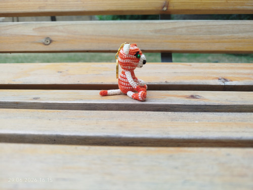 Handmade Amigurumi Cat Keychain 2,4" — foto 5
