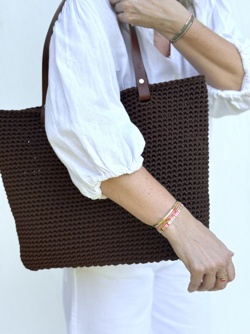 Čokoládová háčkovaná kabelka " Chocolate Breeze " — foto 4