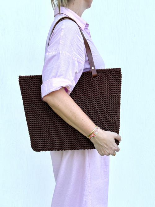 Čokoládová háčkovaná kabelka " Chocolate Breeze " — foto 5