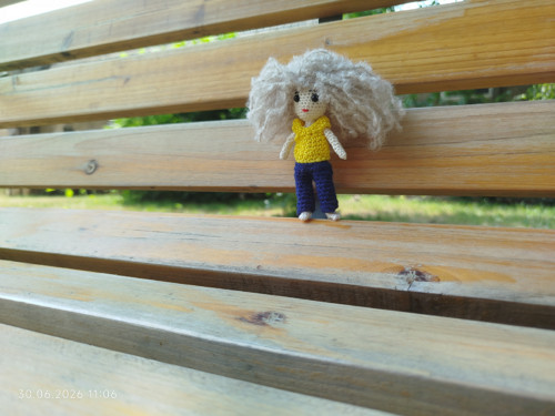Handmade Amigurumi Doll 2,4" — foto 3