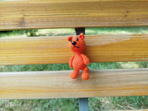 Handmade Amigurumi Cat Keychain 2,4" — foto 2