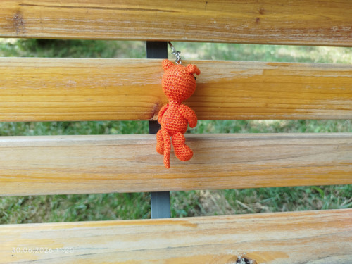 Handmade Amigurumi Cat Keychain 2,4" — foto 4