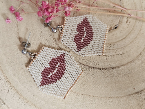 Kiss me plum - šité náušnice — foto 2
