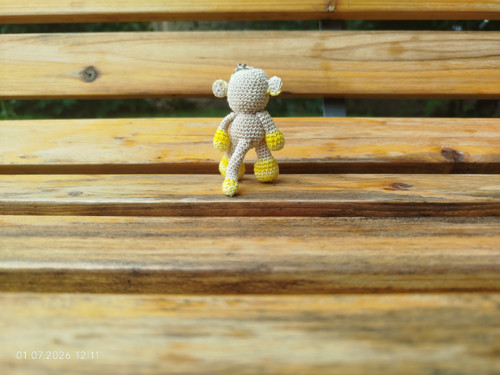 Handmade Amigurumi Monkey Keychain 2" — foto 5