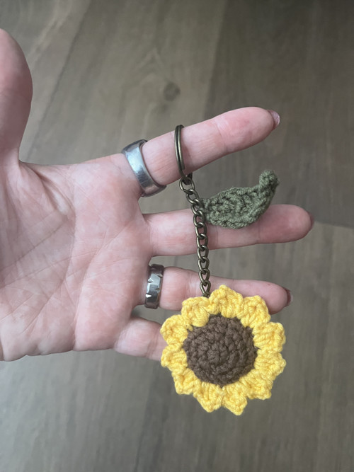 Háčkovaná klíčenka slunečnice — foto 2