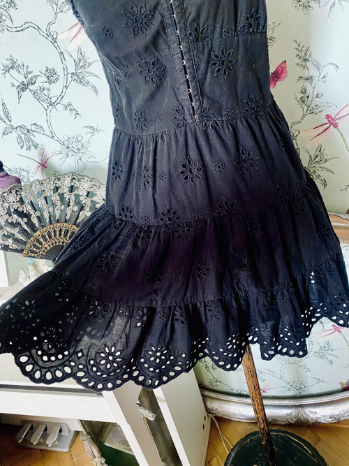 Šaty madeira black — foto 3
