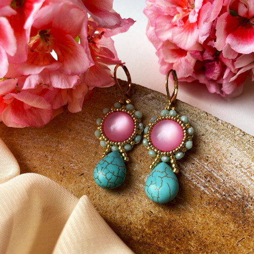 Vyšívané náušnice — foto 4