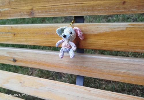 Handmade Amigurumi Dog Keychain 2" — foto 3