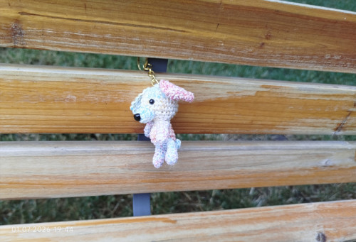 Handmade Amigurumi Dog Keychain 2" — foto 4