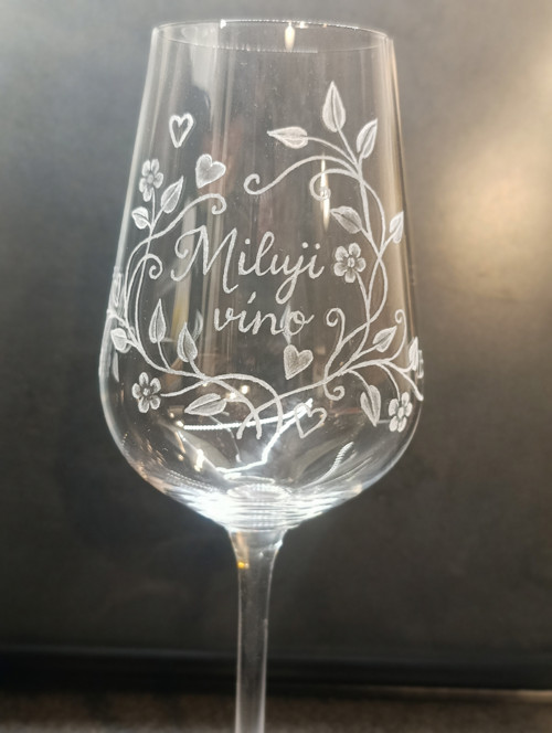 Sklenička Miluji víno — foto 2