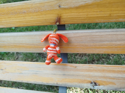 Handmade Amigurumi Dog Keychain 2" — foto 6