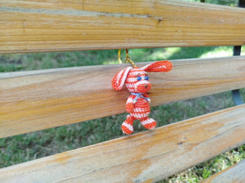 Handmade Amigurumi Dog Keychain 2" — foto 2