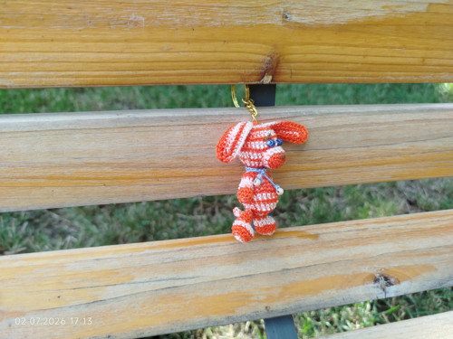 Handmade Amigurumi Dog Keychain 2" — foto 4