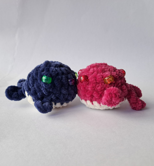 Ručně háčkovaná fidgetka - pomocník pro přežití — foto 3