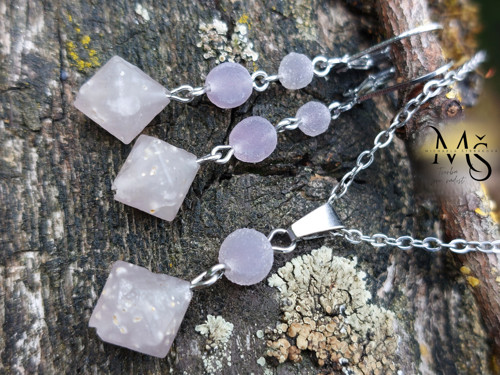 BETA QUARTZ a HROZNOVÝ CHALCEDON - sada šperků — foto 4