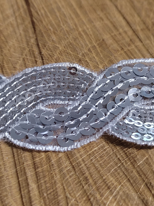 Flitrový prýmek šíře 30 mm obloučky — foto 2