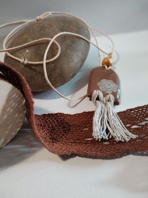 Náhrdelník s kvítkem — foto 3