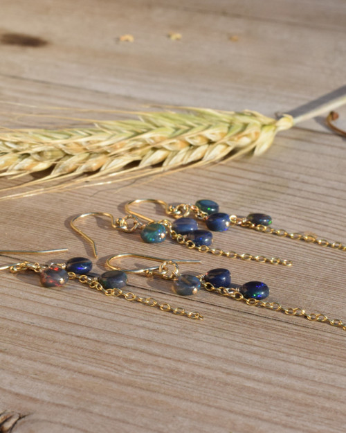 Vážky, etiopský opál, náušnice gold filled — foto 6