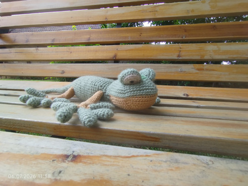 Handmade Amigurumi Lizard Acrylic 12" — foto 2