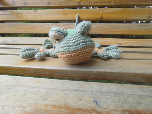 Handmade Amigurumi Lizard Acrylic 12" — foto 5