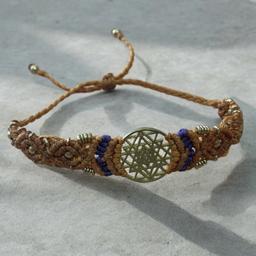 Macramé náramek Sri Yantra — foto 2