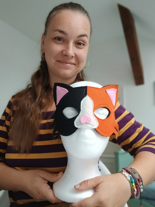 Škraboška černá kočička — foto 4