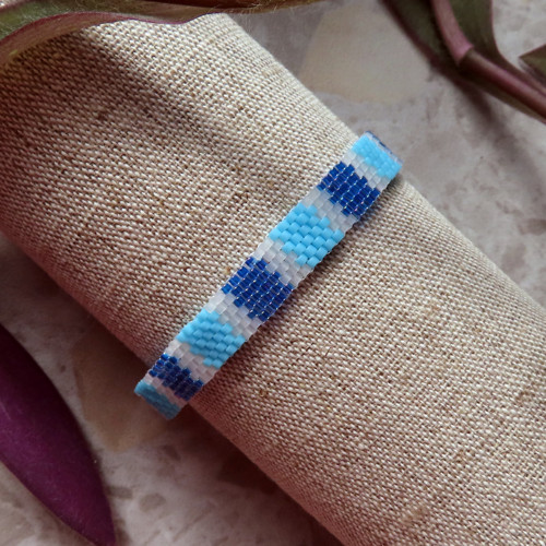 Bílo-modrá souprava — foto 3