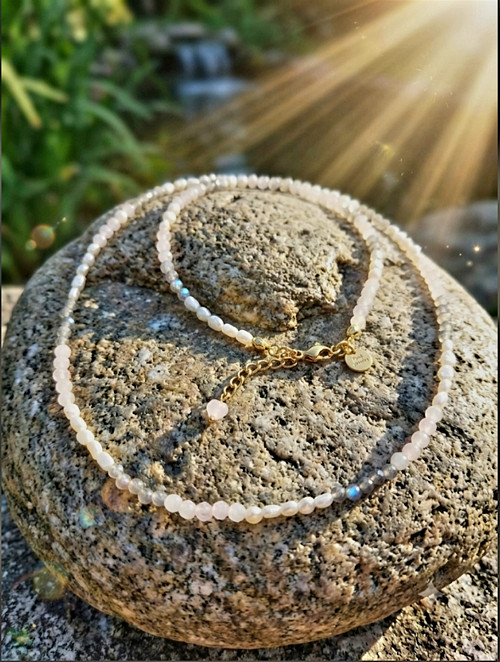 Náhrdelník ROSETA křišťál, labradorit, perly — foto 3