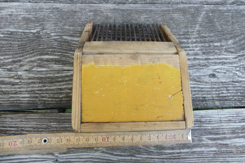 Zítra v lese...česač borůvek — foto 5