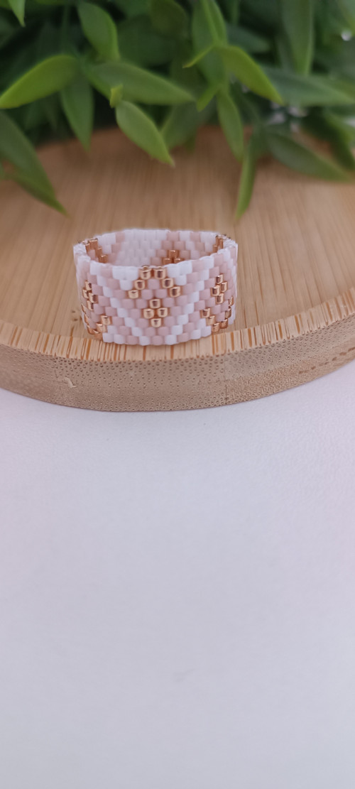 Prstýnek rosegold šipky — foto 2