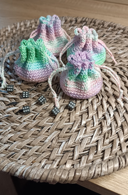 Mini měšec s hracími kostkami — foto 2