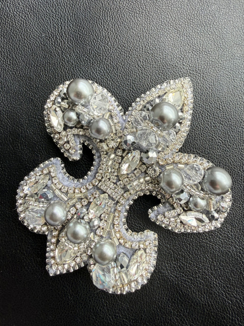 Brož Fleur-de-lis Stříbrná — foto 2