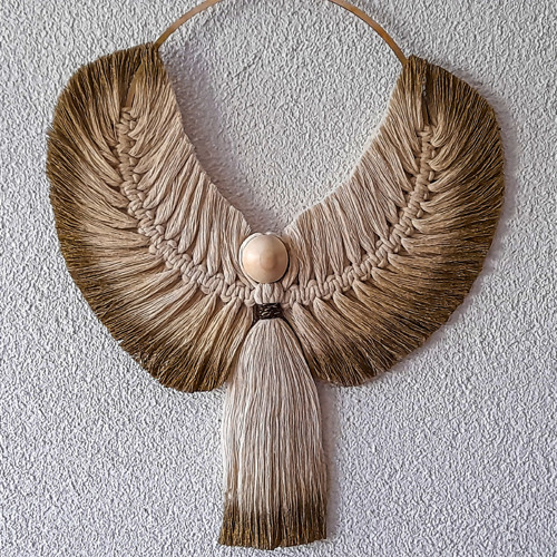 Macramé anděl s ombré zlatým efektem — foto 4