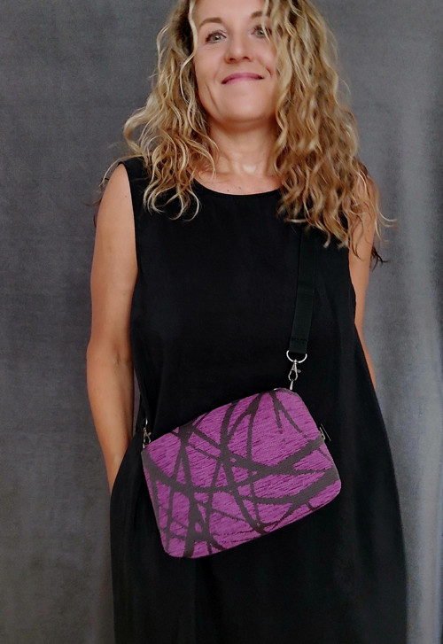 KřížemKrážem purpurová — foto 3