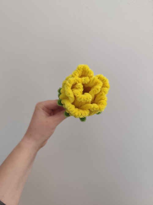Umělá růže z drátků — foto 4