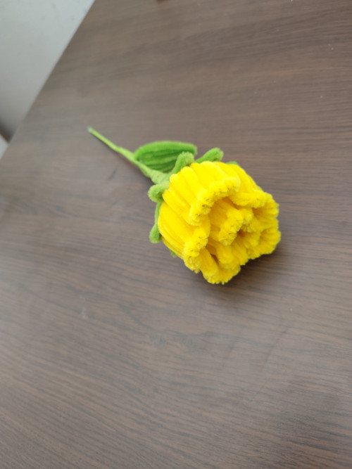 Umělá růže z drátků — foto 5