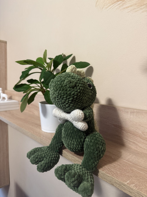 Háčkovaný dinosaurus — foto 2