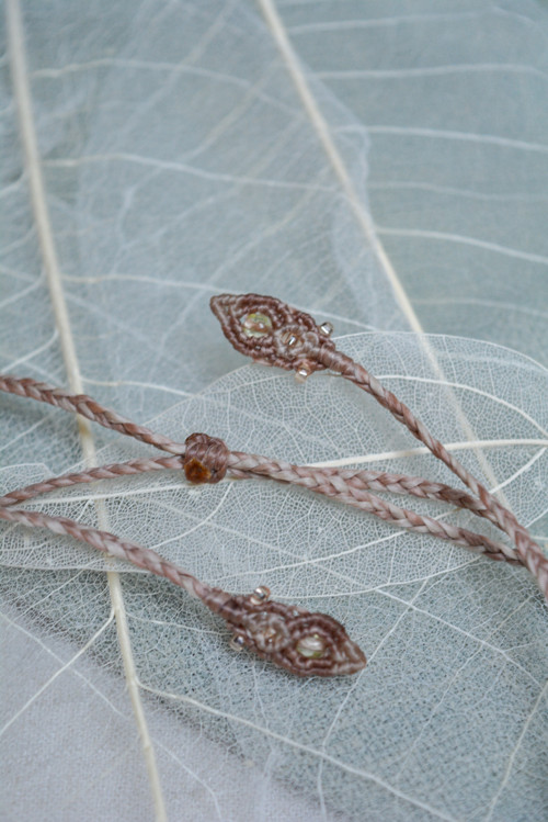 Macramé náhrdelník se skolecitem - Luceamhlis — foto 5