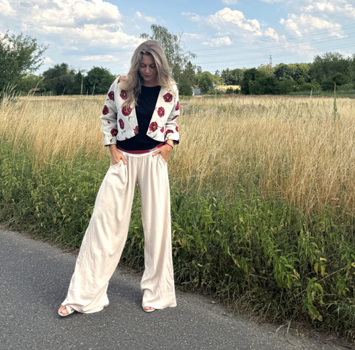 Volné kalhoty světle béžové — foto 5