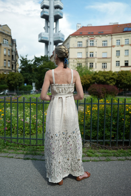 Lněné šaty Louka — foto 6