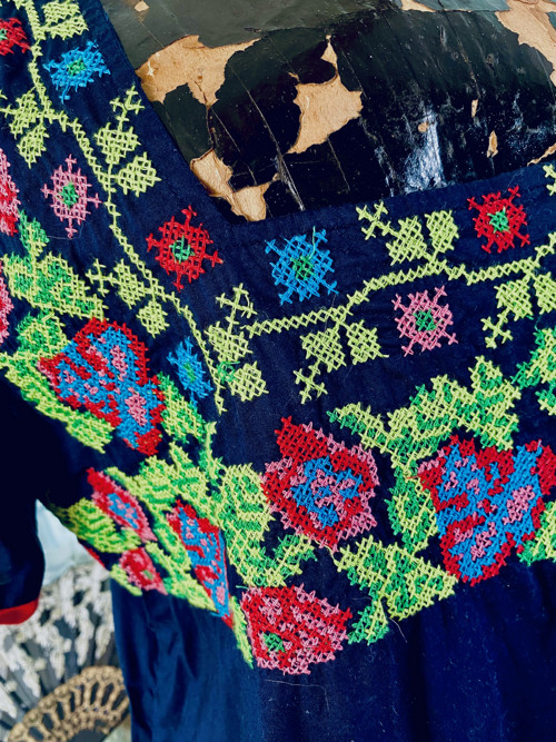 Vintage šaty México vyšívané — foto 4